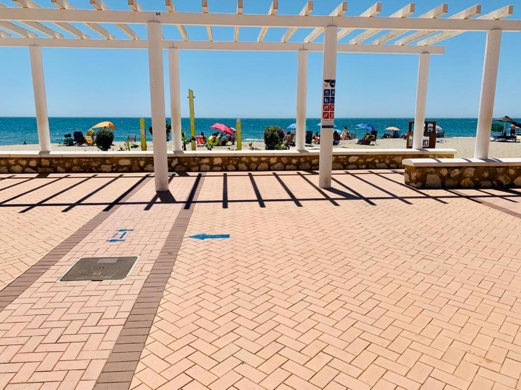 Apartamento Carvajal Beach Фуэнхирола Экстерьер фото